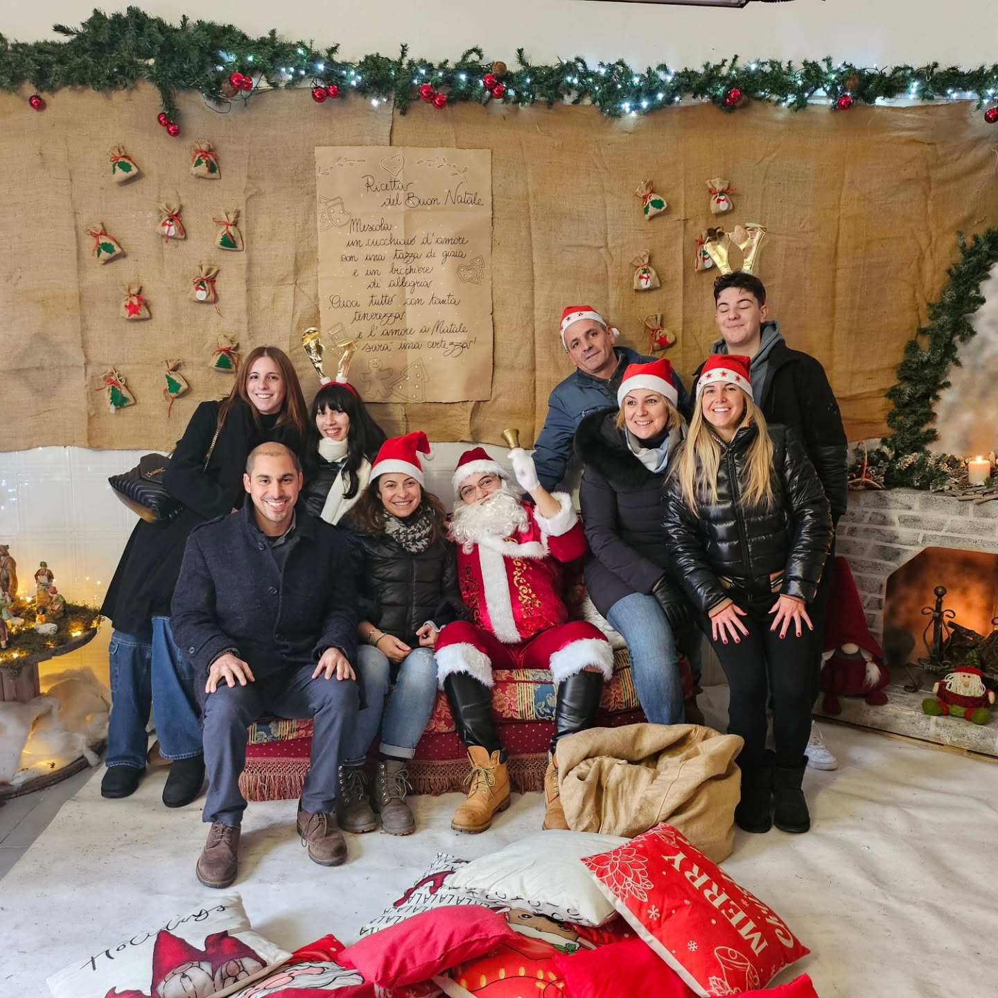 E anche il Sindaco federops è venuto a prendere il suo regalino da Babbo Natale!! ✨🎅✨🎅